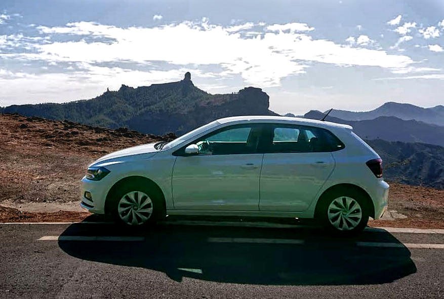 Seat Ibiza en el Roque Nublo, Gran Canaria